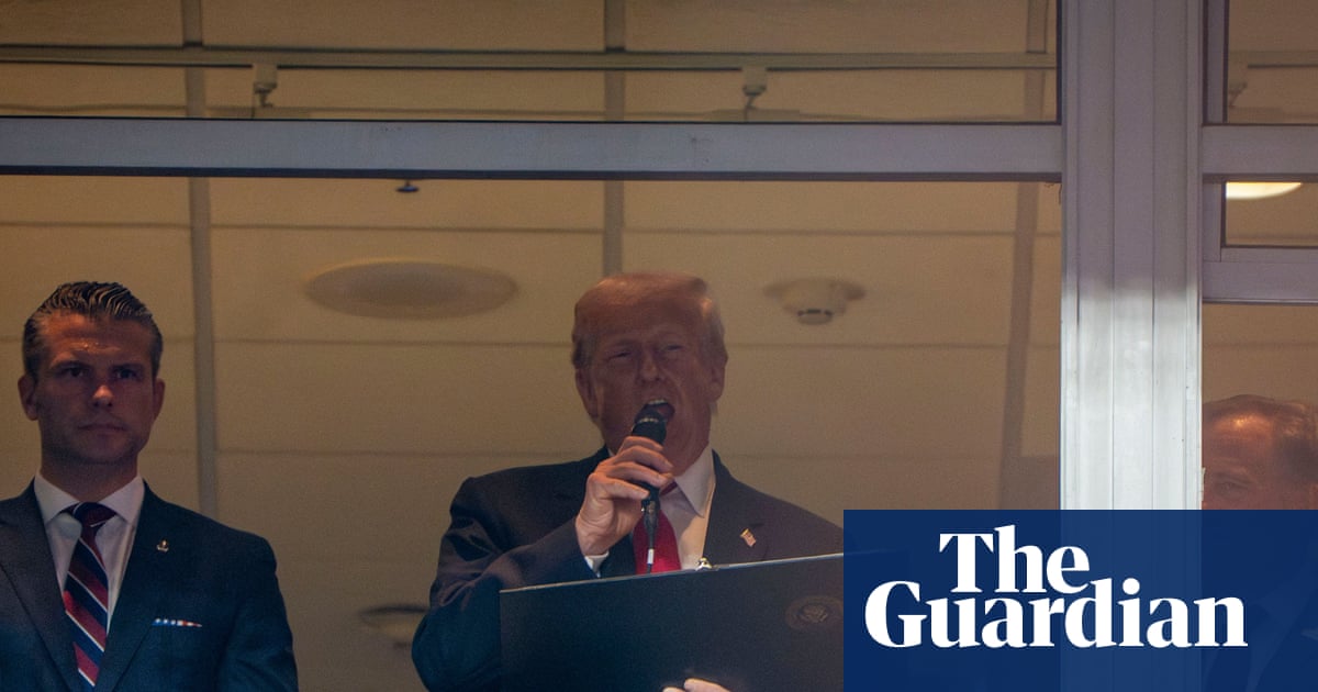 US president Donald Trump booed while attending Washington Commanders NFL game – video
