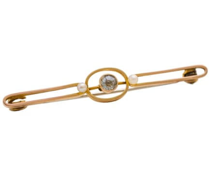 Antique 9ct Rose Gold, Aquamarine & Seed Pearl Bar Brooch, made circa 1900.