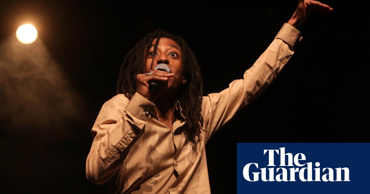 Téléchargement gratuit Images Allez Les Standups Are French Comics Gutsier Than Their British actualisé salutations