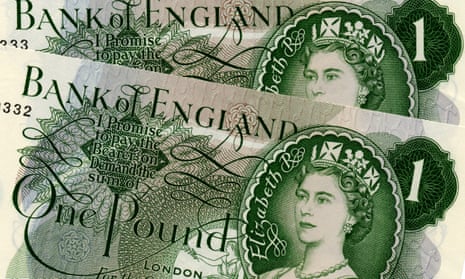 A 1960 £1 note that featured the Queen for the first time