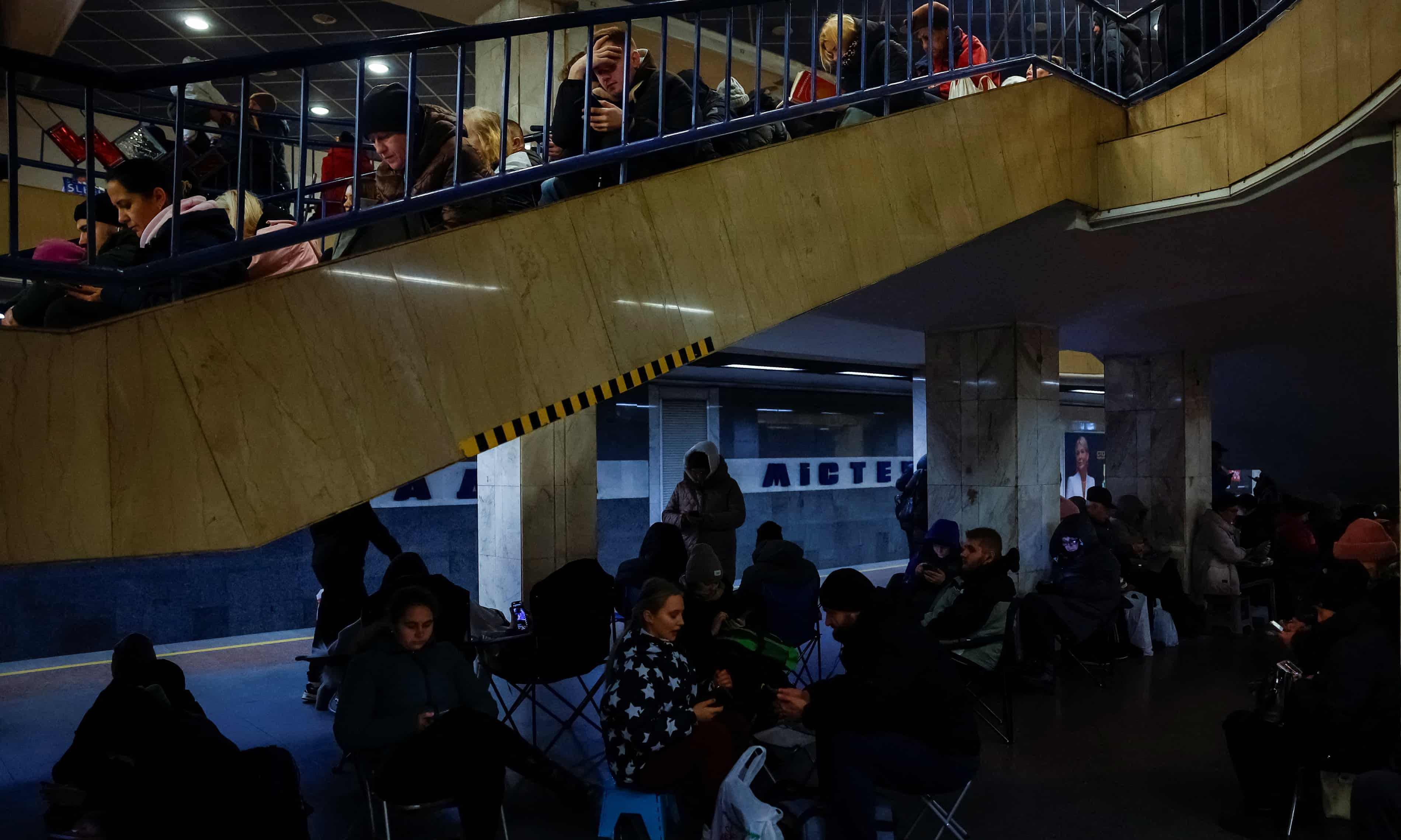 Russia targets Ukraine’s power grid in biggest missile strike in months, officials say (theguardian.com)