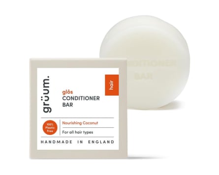 Conditioner bar and packet