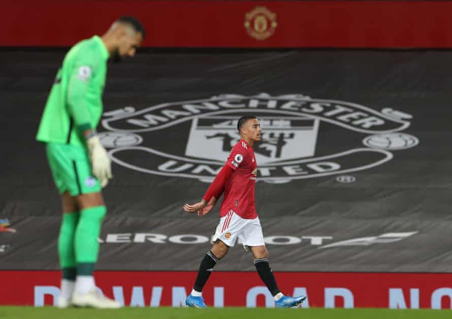 Solskjaer Claims Too Much Red At Empty Old Trafford Has Confused His Players Manchester United The Guardian