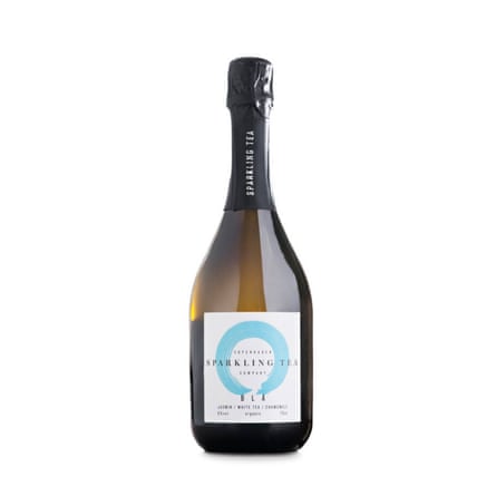 Bottle of Copenhagen Organic Sparkling Tea BLÅ.