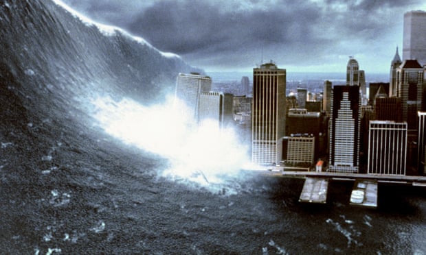 A tidal wave hits New York in director Mimi Leder's 1998 film Deep Impact, which also involves a deadly comet. 