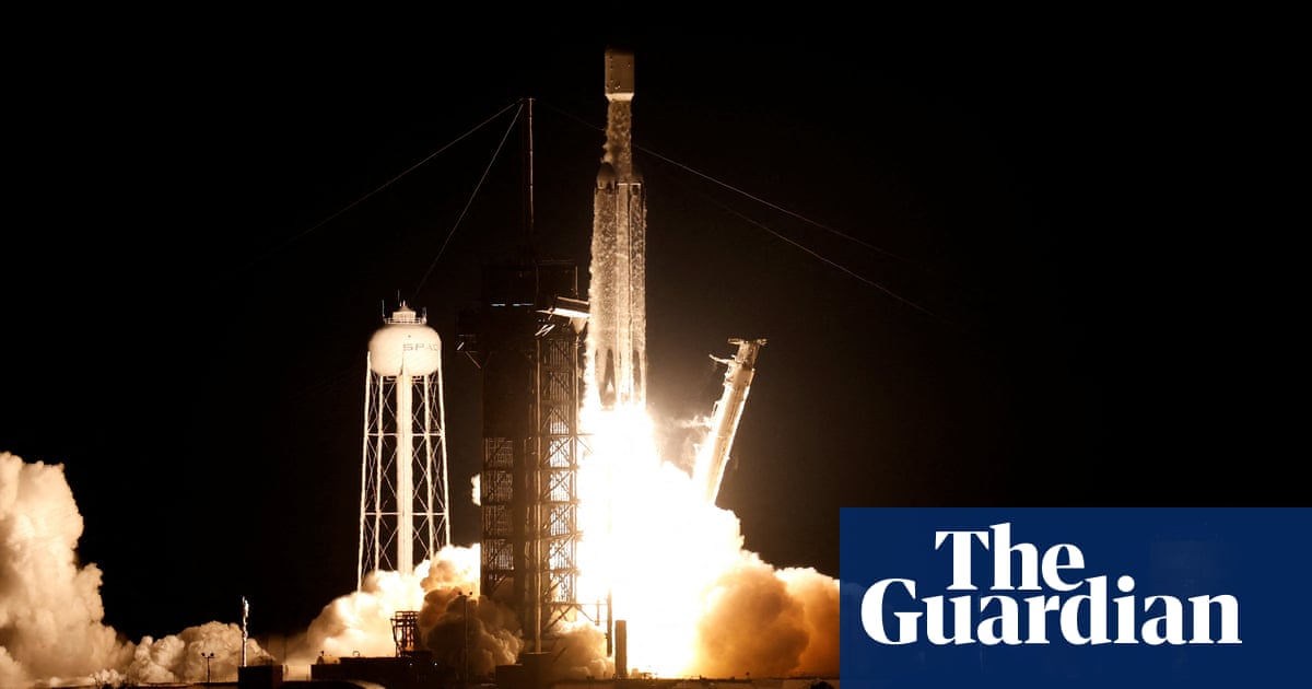 Изстрелването на самолет който ще извършва класифицирани експерименти бележи друго