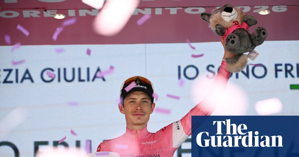 Giro d’Italia: Jonas Vingegaard grabs pink jersey with solo summit stage win