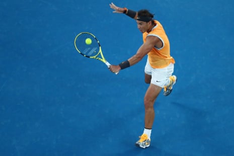 Nadal wins the second set 6-4.