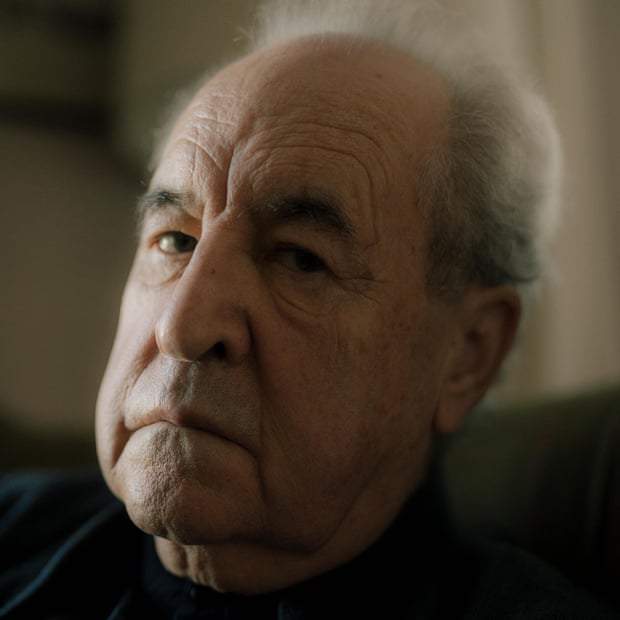 ‘I’m writing a memoir. It’s a pack of lies’: John Banville on a lifetime in books, bereavement, and the Irish love of words | John Banville