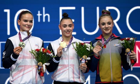 Jessica Gadirova (centre), Alice Kinsella (left) and Romania's Sabrina Maneca-Voinea third.