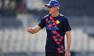 El entrenador de Gran Bretaña, Wayne Bennett, quien también está a cargo de Inglaterra, está bajo presión después de las fuertes pérdidas ante Nueva Zelanda y Papua Nueva Guinea.