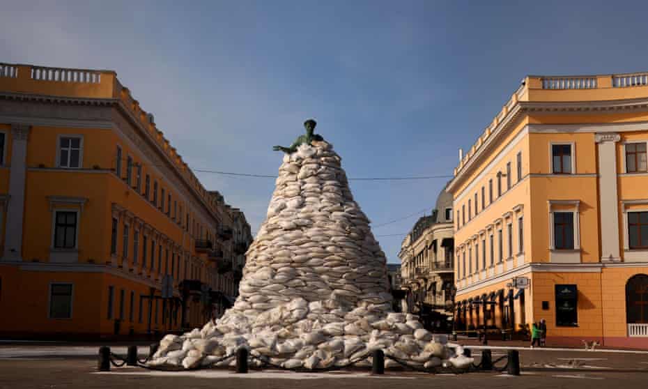 In Odesa, a monument to the city’s early governor Duke de Richelieu is seen covered with sandbags for protection