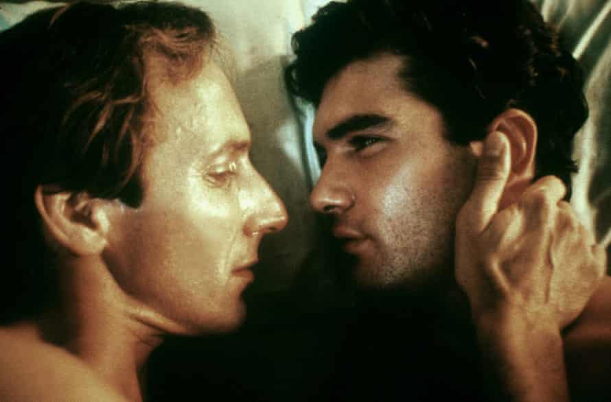Eusebio Poncela and Antonio Banderas in Law of Desire.