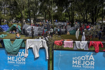 Jobless and homeless Venezuelan migrants