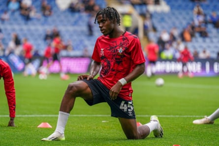 Chelsea are close to signing Olise from Palace for £35m and agreeing a £58m deal for Lavia | chelsea 1 Romeo Lavia warming up for Southampton