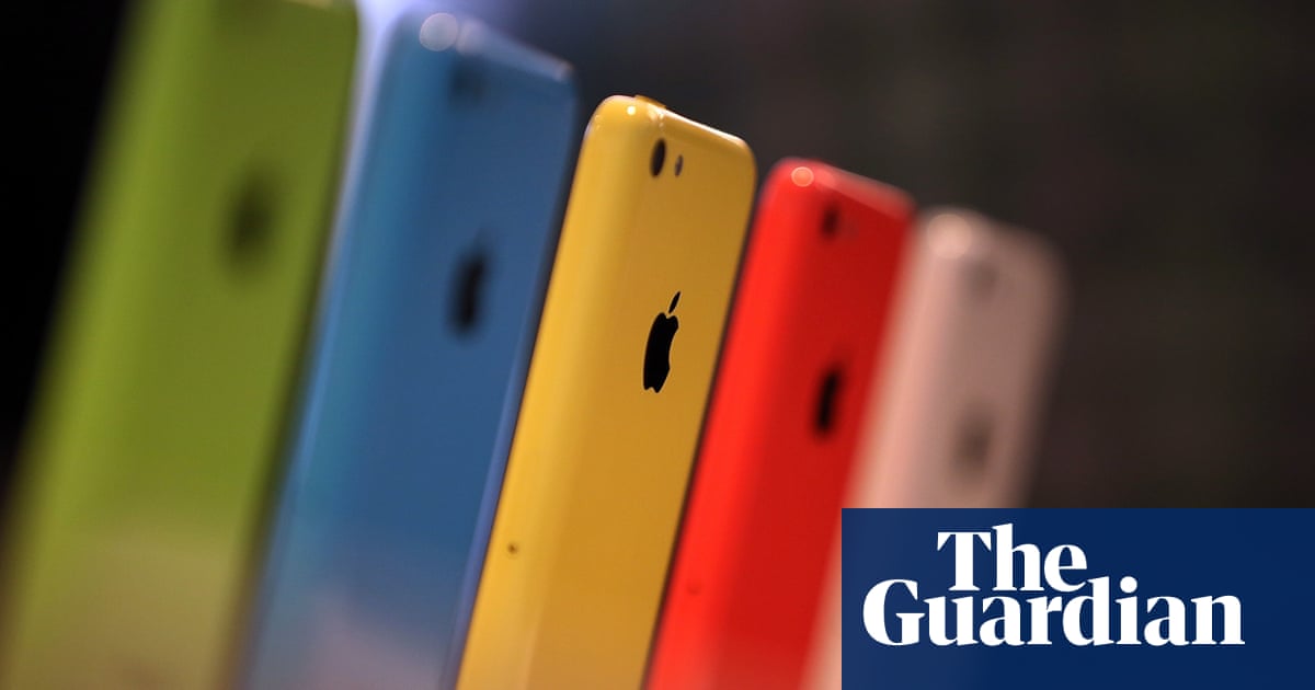 Apple V The Fbi What S The Beef How Did We Get Here And What S At Stake Apple The Guardian