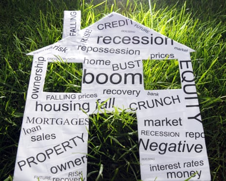 Lloyds reports that average house price edged down in August in a subdued market