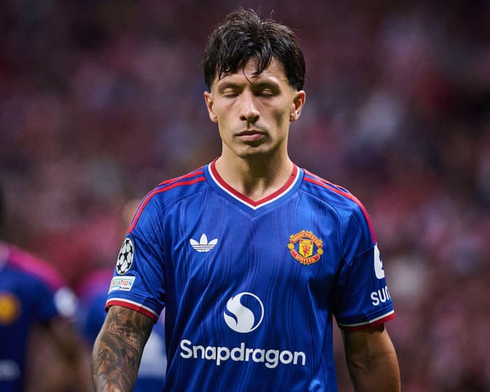Martínez apologises to Manchester United’s director of football Wilcox after outburst