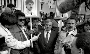 Donald Trelford speaks to the press outside the Iraqi Embassy in London, during a demonstration by Observer journalists against the execution of Farzad Bazoft.
