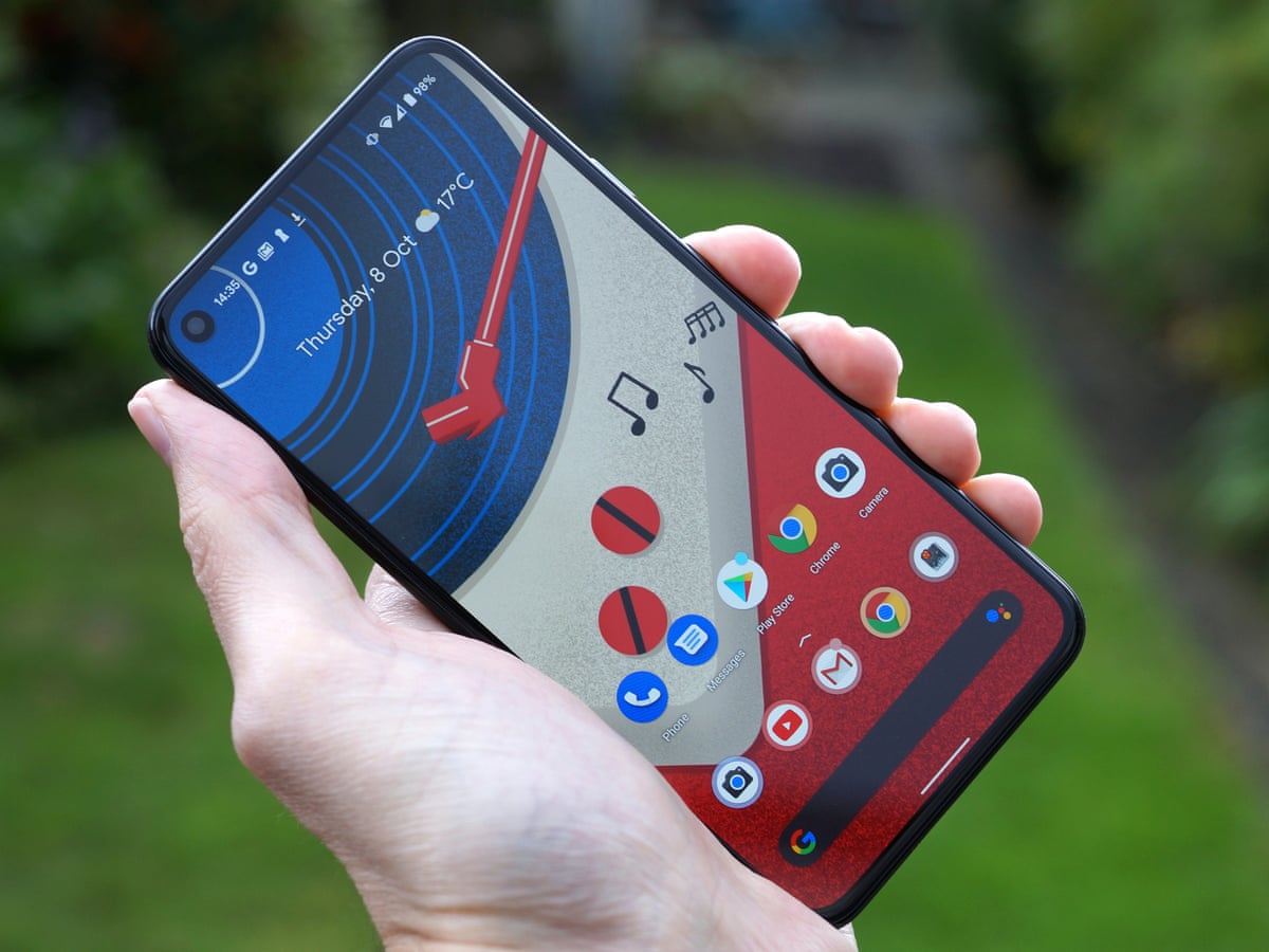 Pixel 5 Review Google Gets Back To Basics Google The Guardian Chrome Slow On Android Phone 2022