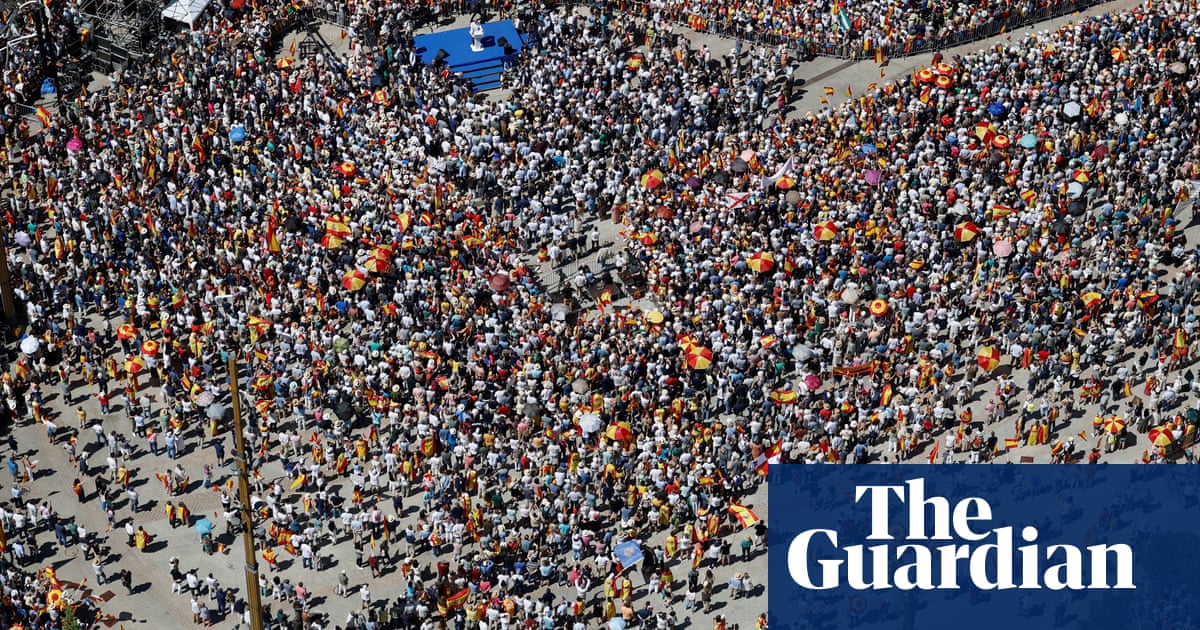 100,000 Protest in Madrid Against Sánchez Government Corruption Allegations