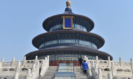 Visitors return to the Temple of Heaven in Beijing after it reopened