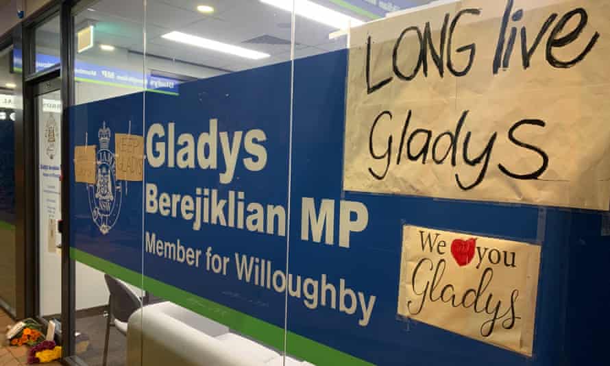 Messages of support and flowers laid in front of Gladys Berejiklian's election office in Northbridge