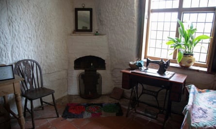 The Martindale Rock House interior