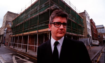Jay Jopling in 1999 outside the building that would become the White Cube gallery