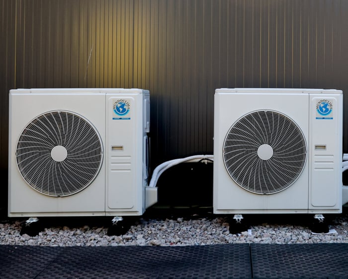 From ‘heat panic’ to ‘sacrificed at the altar’: Europe’s air conditioning culture wars heat up