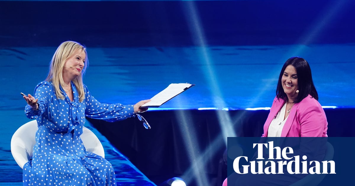 Allison Pearson said to be negotiating exit from Daily Telegraph amid job cull