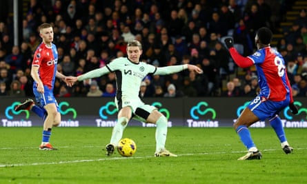 Conor Gallagher’s stoppage-time shot gives Chelsea the lead