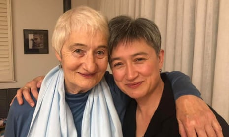 Penny Wong and her motherJane Chapman