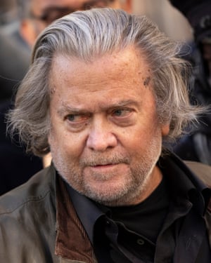 Steve Bannon.