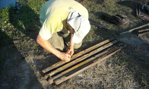 Prof Umberto Lombardo sampling sediment cores in the Llanos de Moxos savannah.