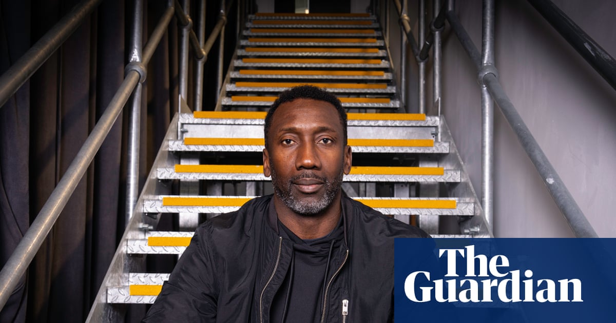 Jimmy Floyd Hasselbaink: Mourinho has black players at Benfica. How the hell must they feel?'