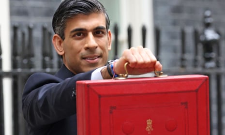 Rishi Sunak with his budget red box