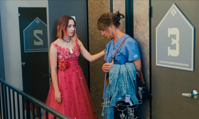 Lady Bird Review A Hilarious Love Letter To Teenagers And Their Mothers Lady Bird The Guardian