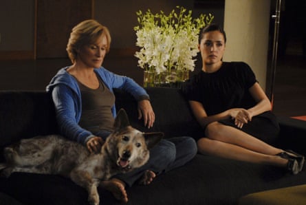 Glenn Close as Patty Hewes and Rosie Byrne as Ellen Parsons in Damages