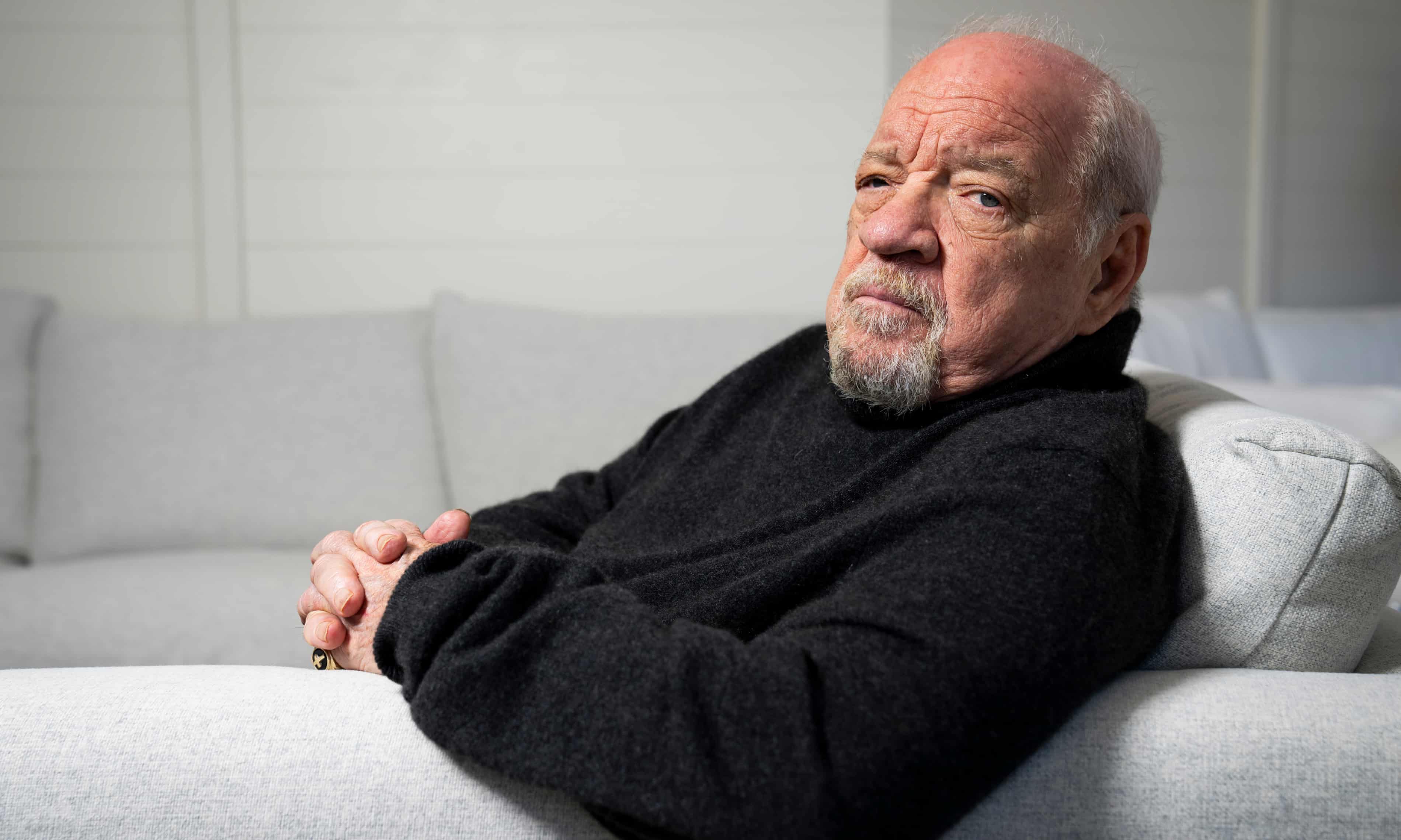 Film-maker Paul Schrader accused of sexually assaulting personal assistant (theguardian.com)