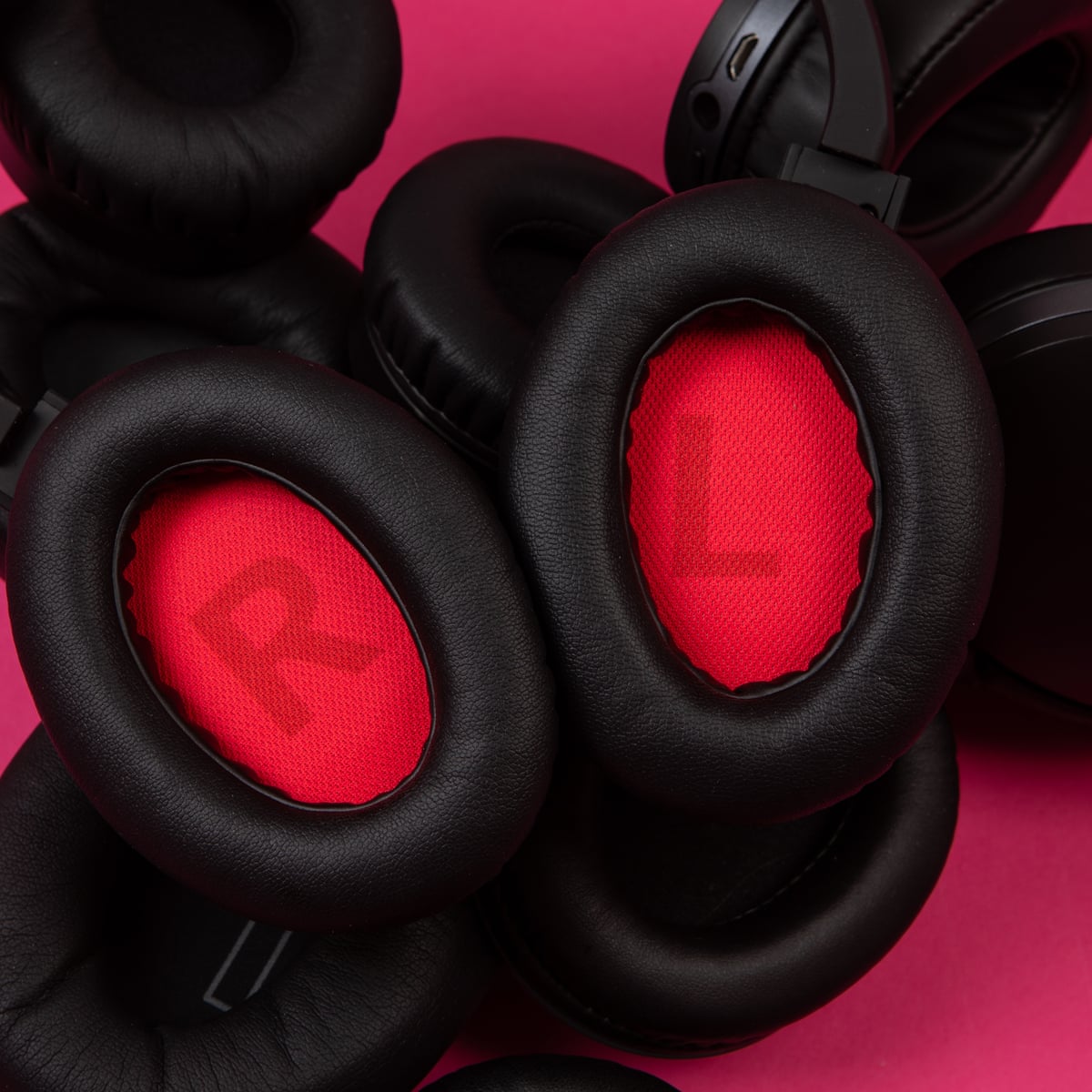 Six Of The Best Wireless Headphones Under 100 Headphones The Guardian Best Bluetooth Headphones Under 100 2022