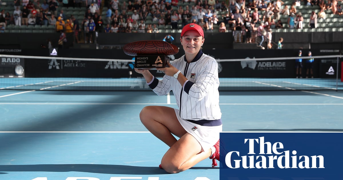Ash Barty can buck trend of home pressure at Australian Open