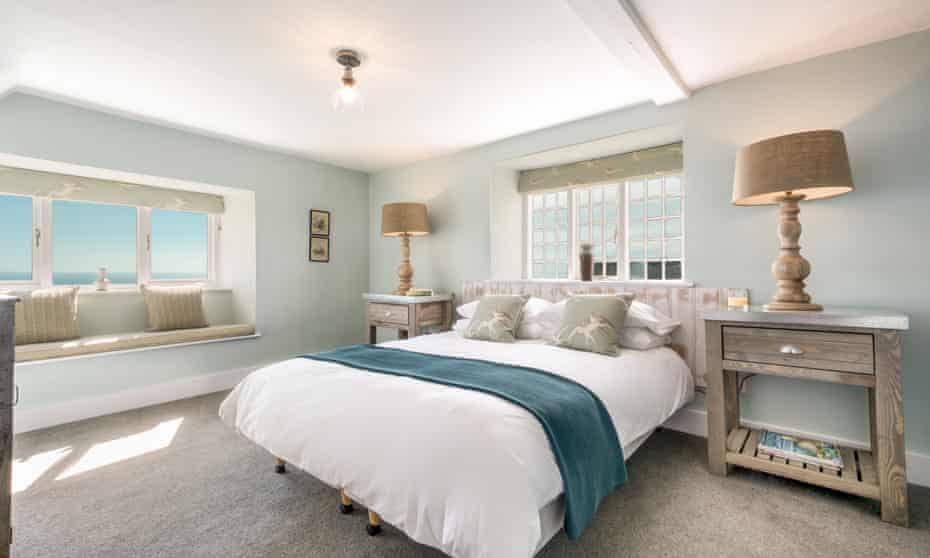 britain s top 10 coastal retreats top 10s the guardian