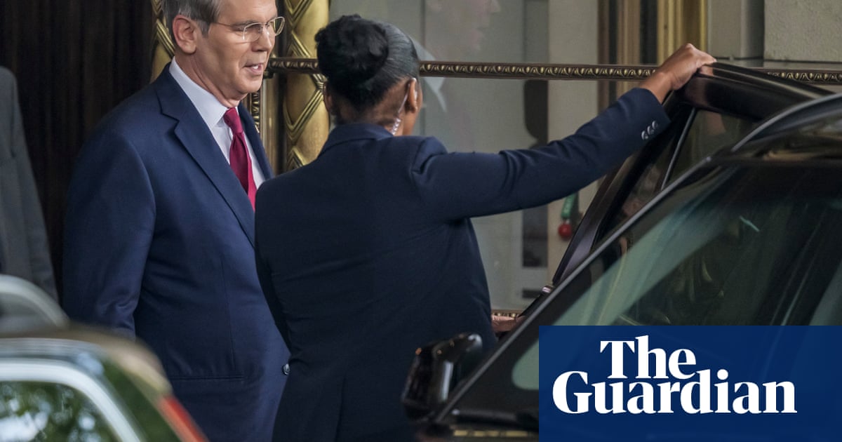 Chinese and US officials meet in Geneva for de-escalation' trade talks