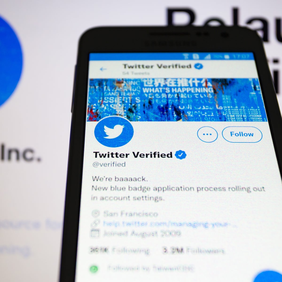 Twitter blue check unavailable after impostor accounts erupt on platform, X