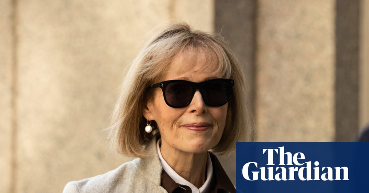 Trump tries again to delay $5m sexual abuse payout to E Jean Carroll