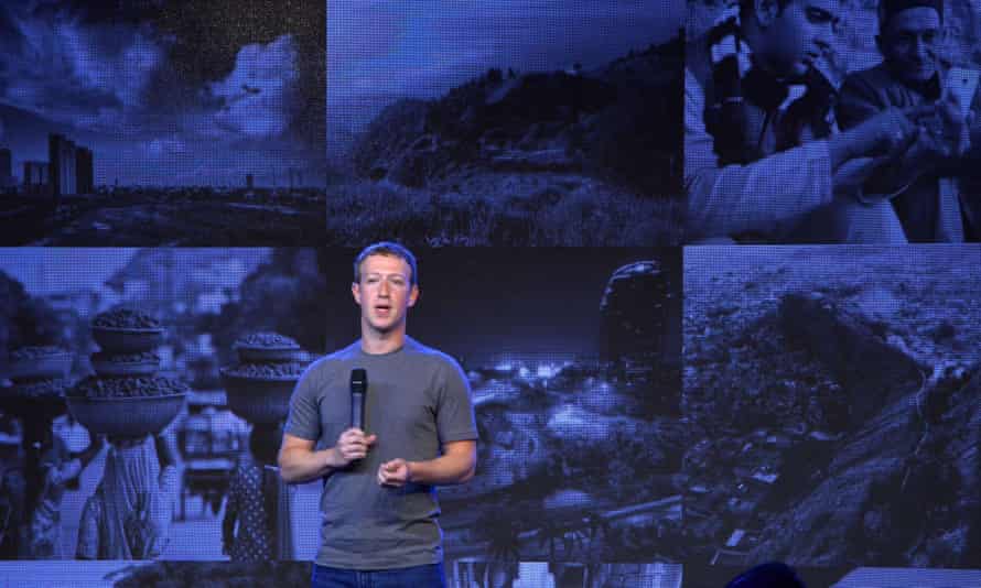 Facebook founder Mark Zuckerberg announces an Internet.org initiative in New Delhi in 2014