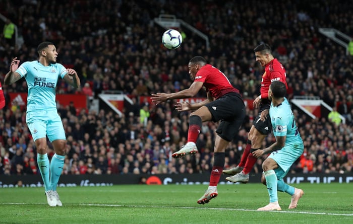 Alexis Sanchez heads in to put United ahead.