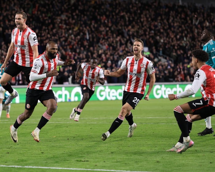 Brentford condemn lacklustre Liverpool to fourth straight league defeat