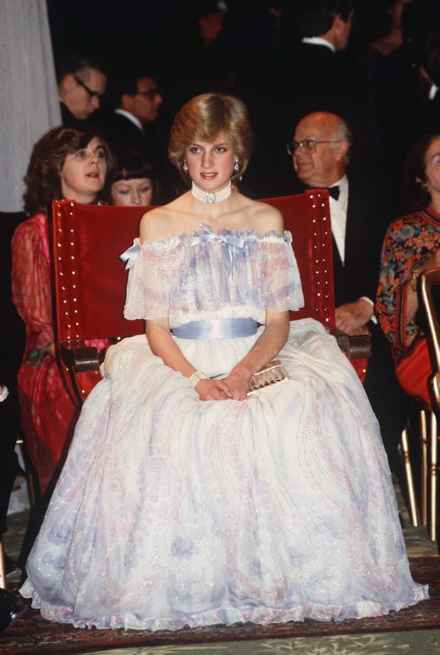 Diana wears a Bellville Sassoon dress and a chunky pearl choker.